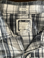 BKE Men's Plaid Button Up Shirt with Metal Buttons. Medium