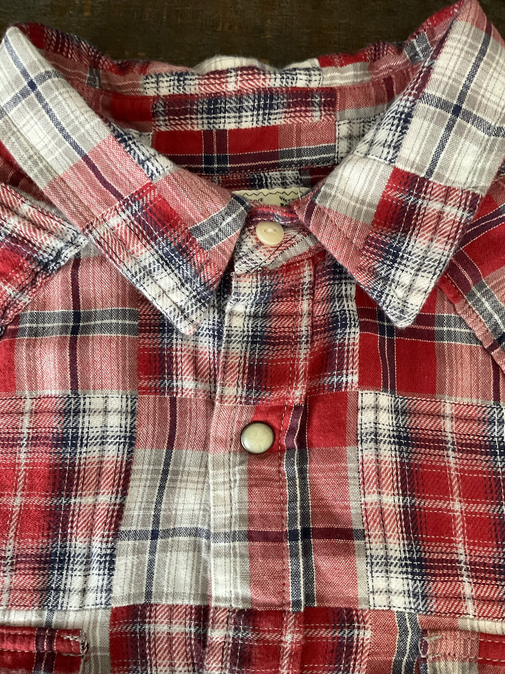 Lucky Brand Men's Red Plaid Pearl Button Up Shirt Size M
