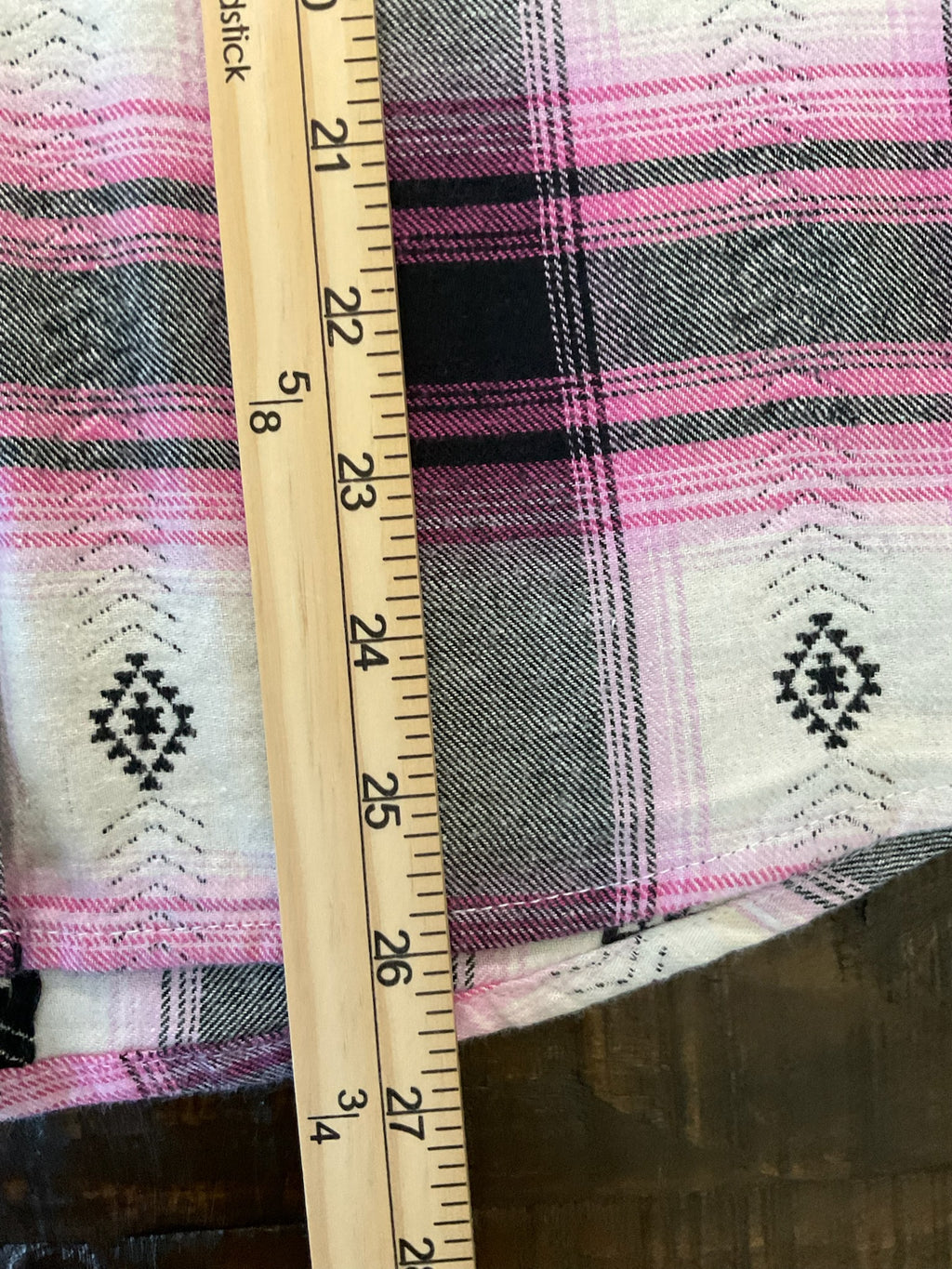 Wrangler Retro Women's Pink, Black & White Plaid Flannel Shirt - Size Small