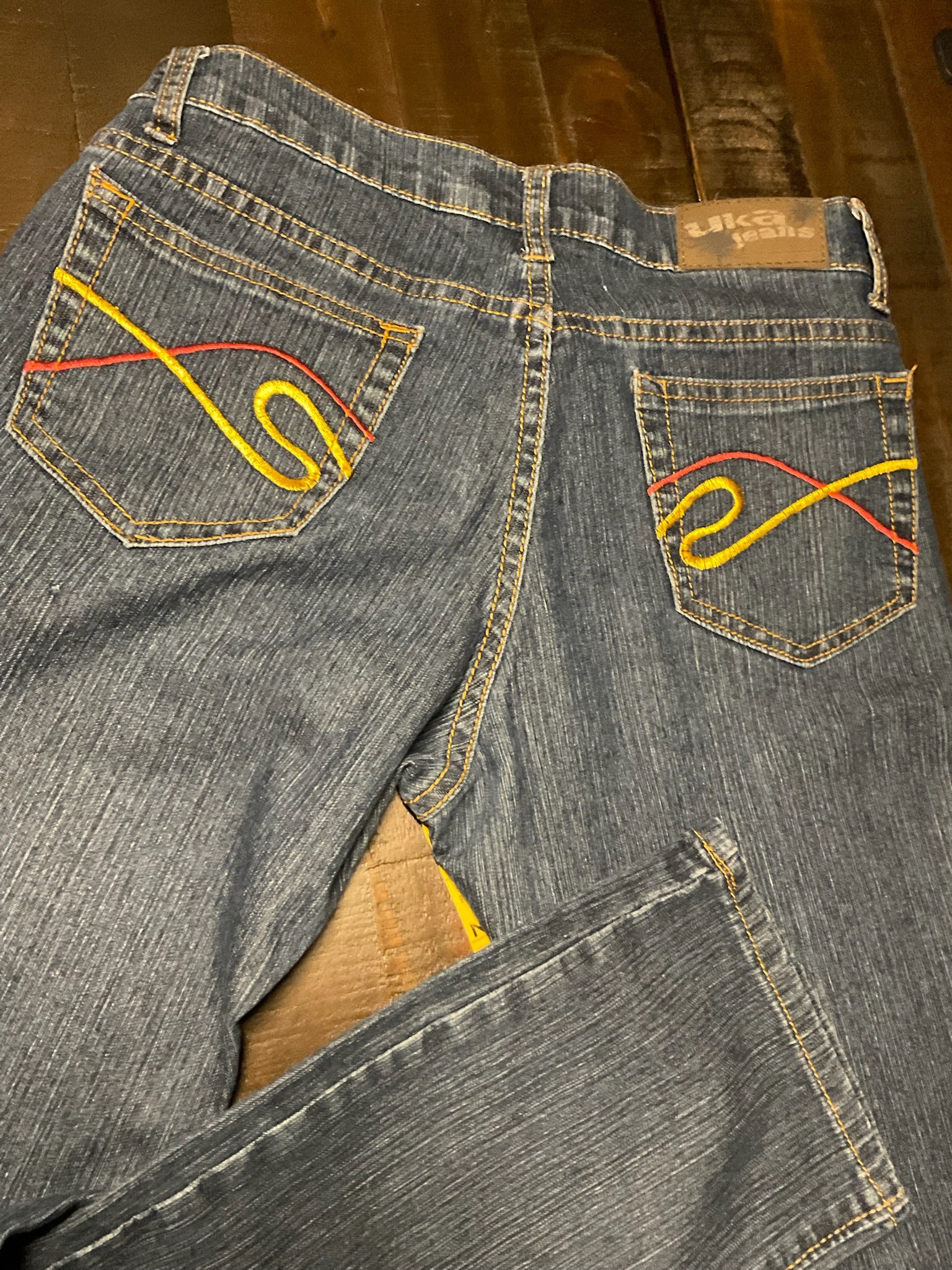 Fashion Nova UKA Women's Dark Denim Straight Leg Jeans - Size 5