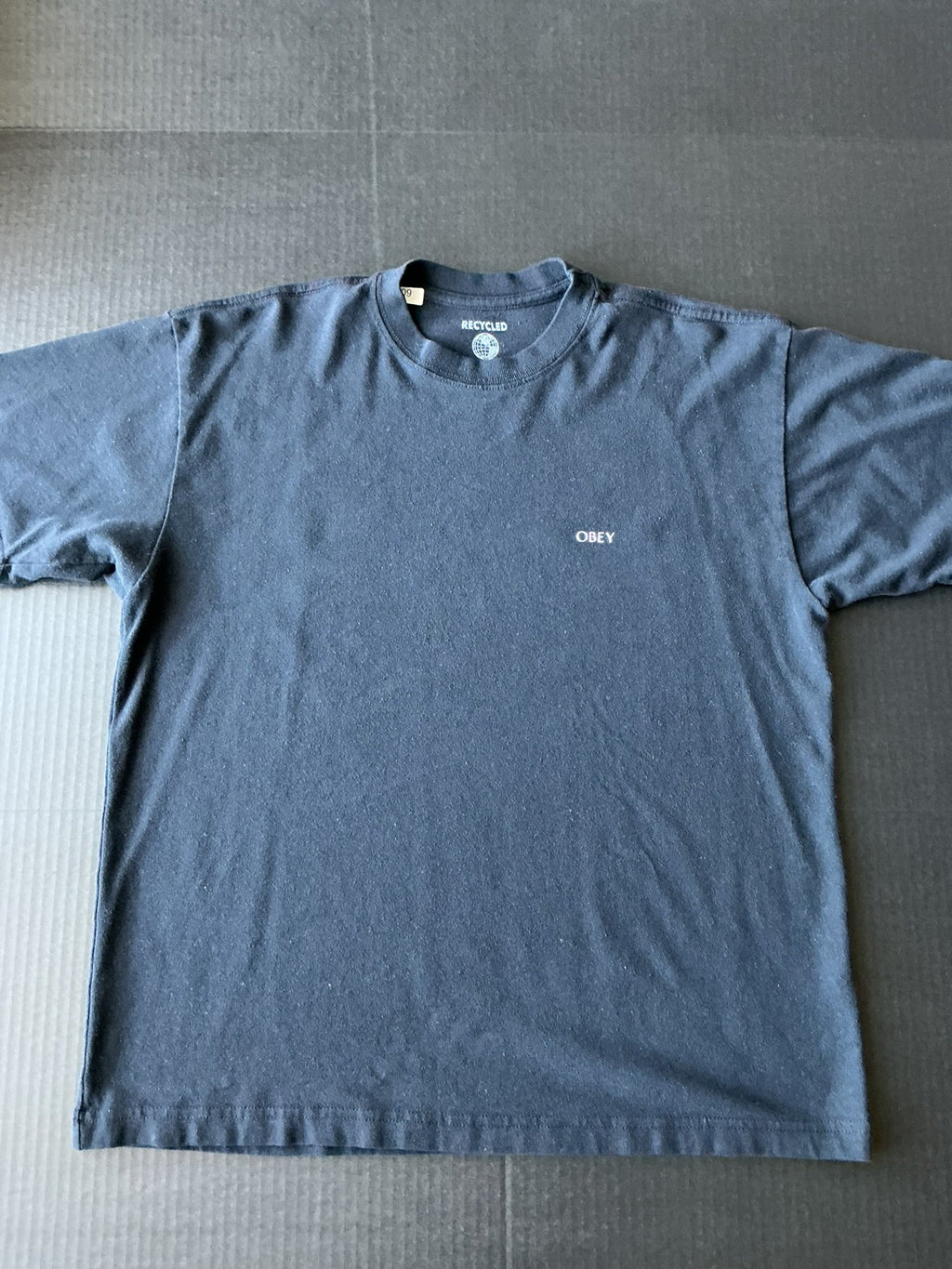 Obey Men's Short Sleeve Crew Neck Black Printed T Shirt. Size Large