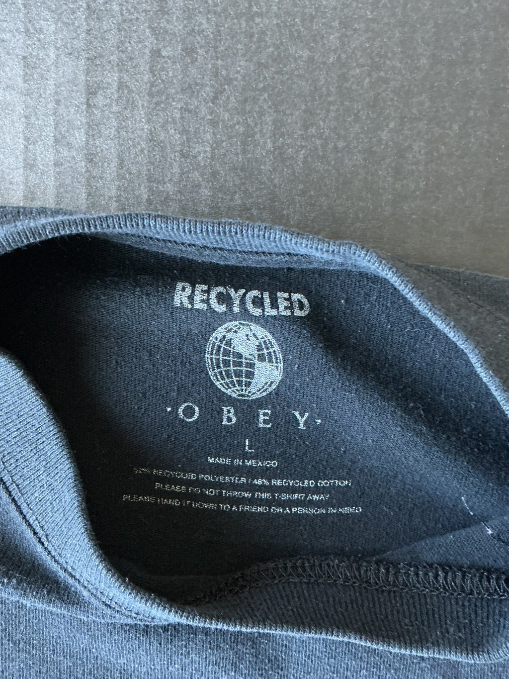 Obey Men's Short Sleeve Crew Neck Black Printed T Shirt. Size Large