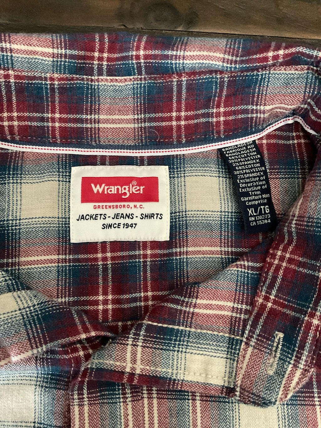 Wrangler Men's Classic Plaid Long Sleeve Western Shirt - X Large