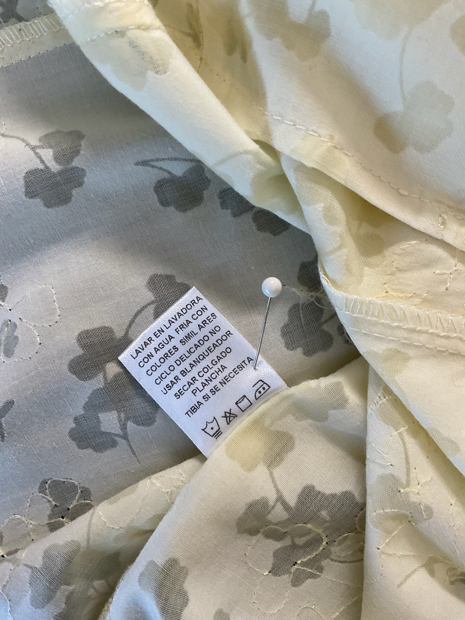 Roper Women's Pale Yellow Pearl Snap Short Sleeve Shirt - Size Large (NWOT)