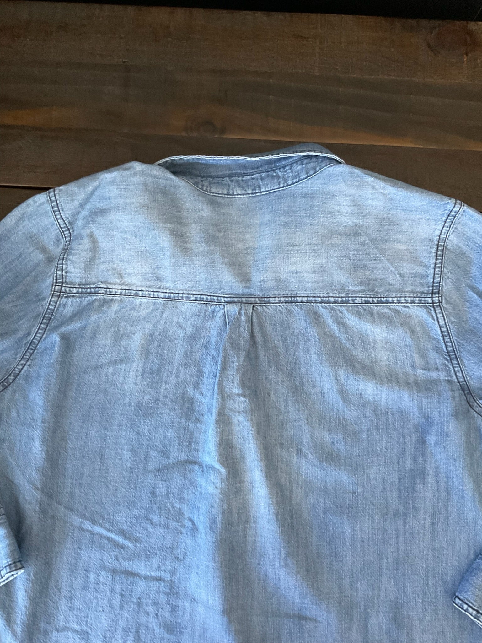 Old Navy Women's Classic Denim Long Sleeve Shirt - Light Blue, Size Large