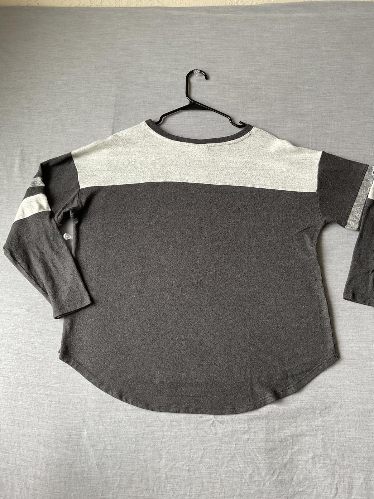 SO Women's Long Sleeve Pull Over Shirt in Gray, Dark Gray and Beige.