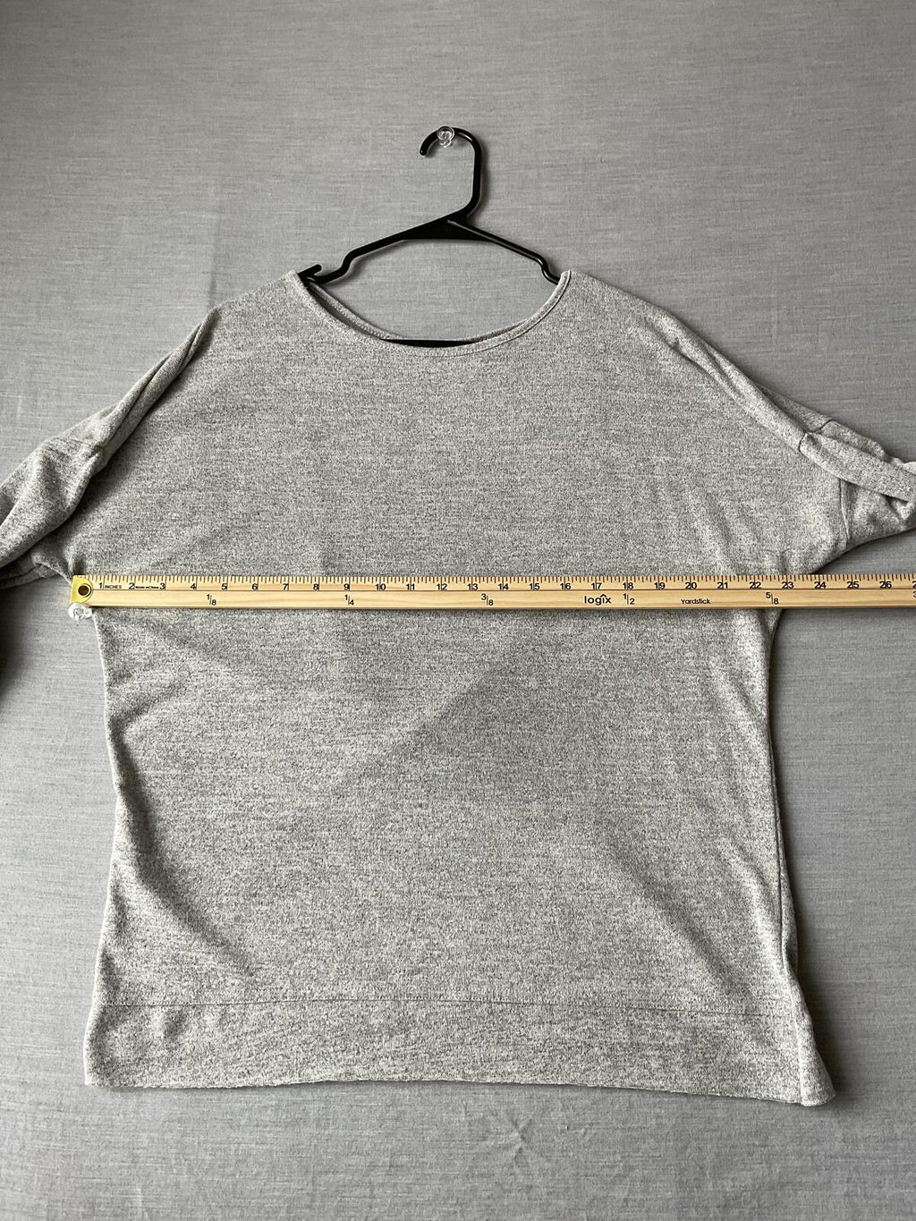 Women's Long Sleeve Cotton Pull Over Shirt Open Back in Gray