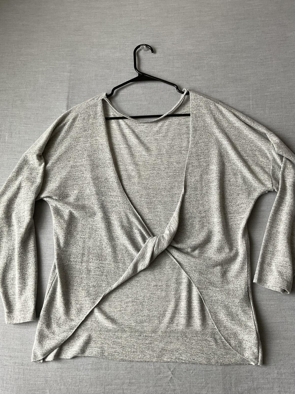Women's Long Sleeve Cotton Pull Over Shirt Open Back in Gray