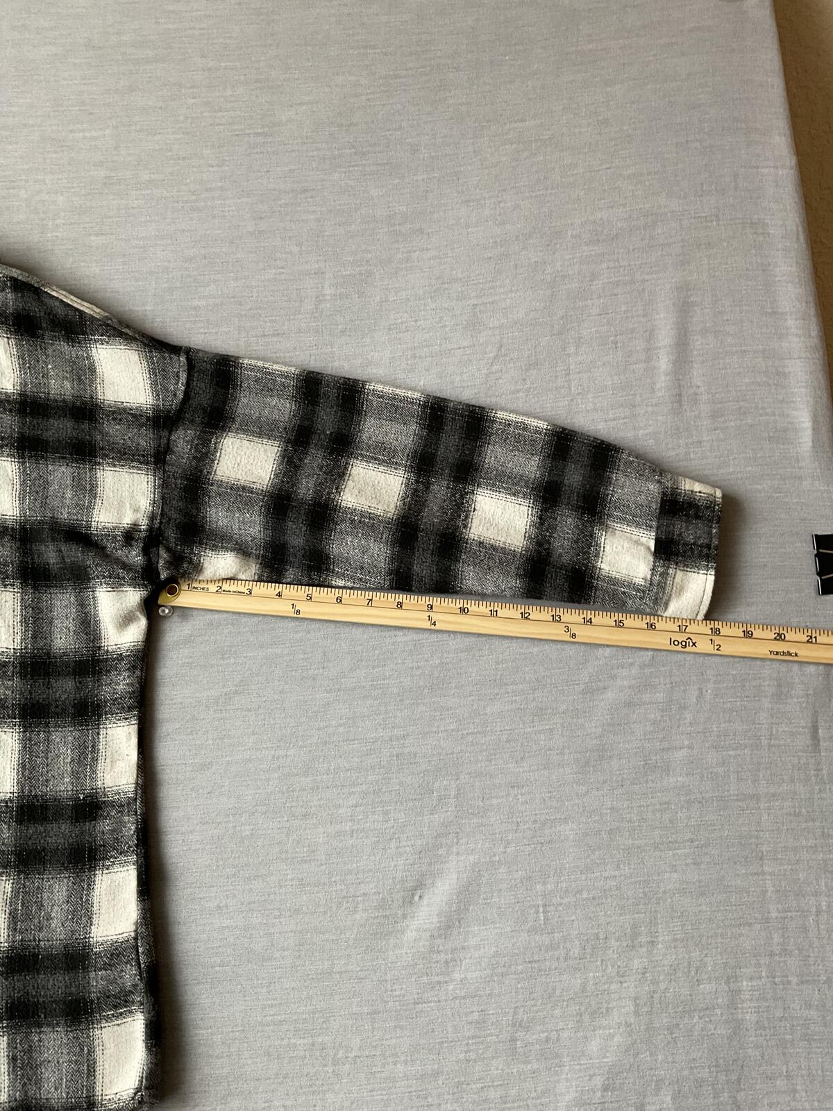 Men's Long Sleeve Button Up  Hoodie Black Plaid Shirt.
