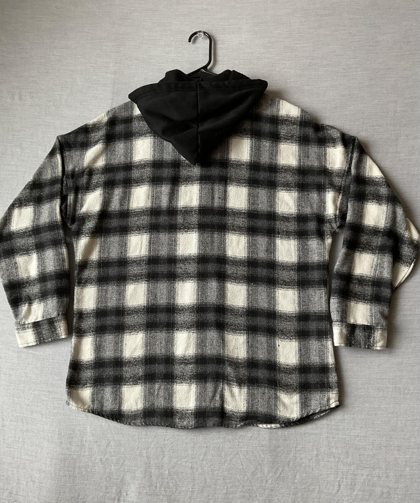 Men's Long Sleeve Button Up  Hoodie Black Plaid Shirt. XL