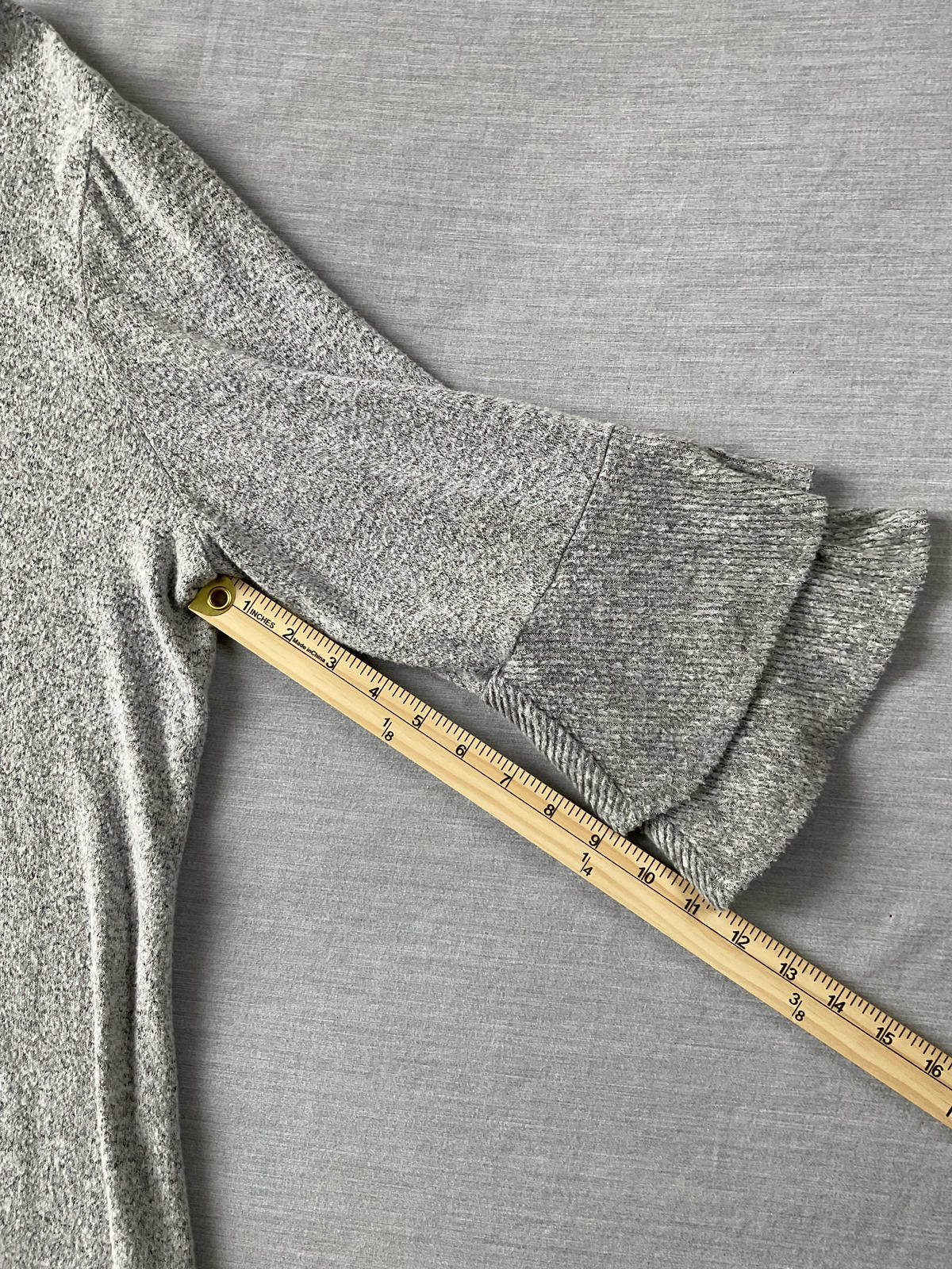 Women's Sweater with 3/4 Long Ruffle Sleeve