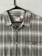 Levi's Dry Goods Men's Long Sleeve Button Up Gray Plaid Shirt.