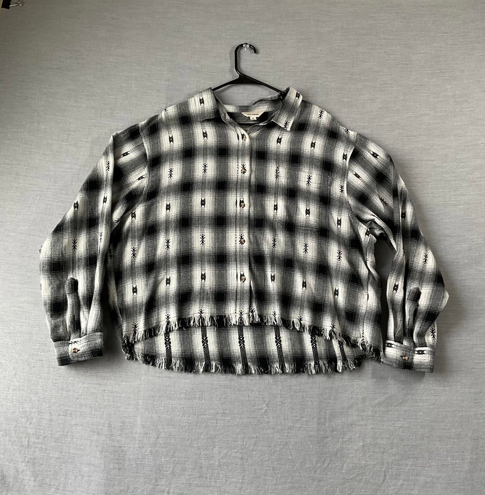 Lucky Brand Women’s Long Sleeve Western Shirt - Black & White Print (XL)