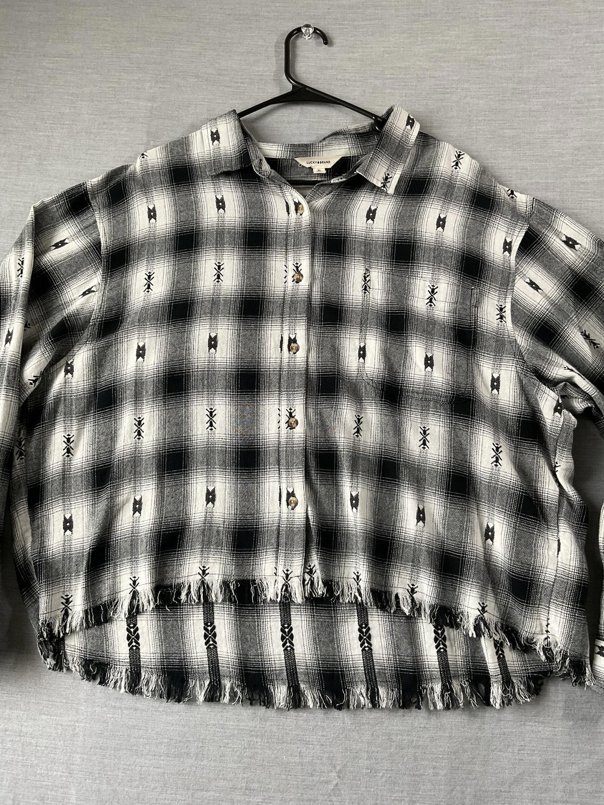 Lucky Brand Women’s Long Sleeve Western Shirt - Black & White Print (XL)