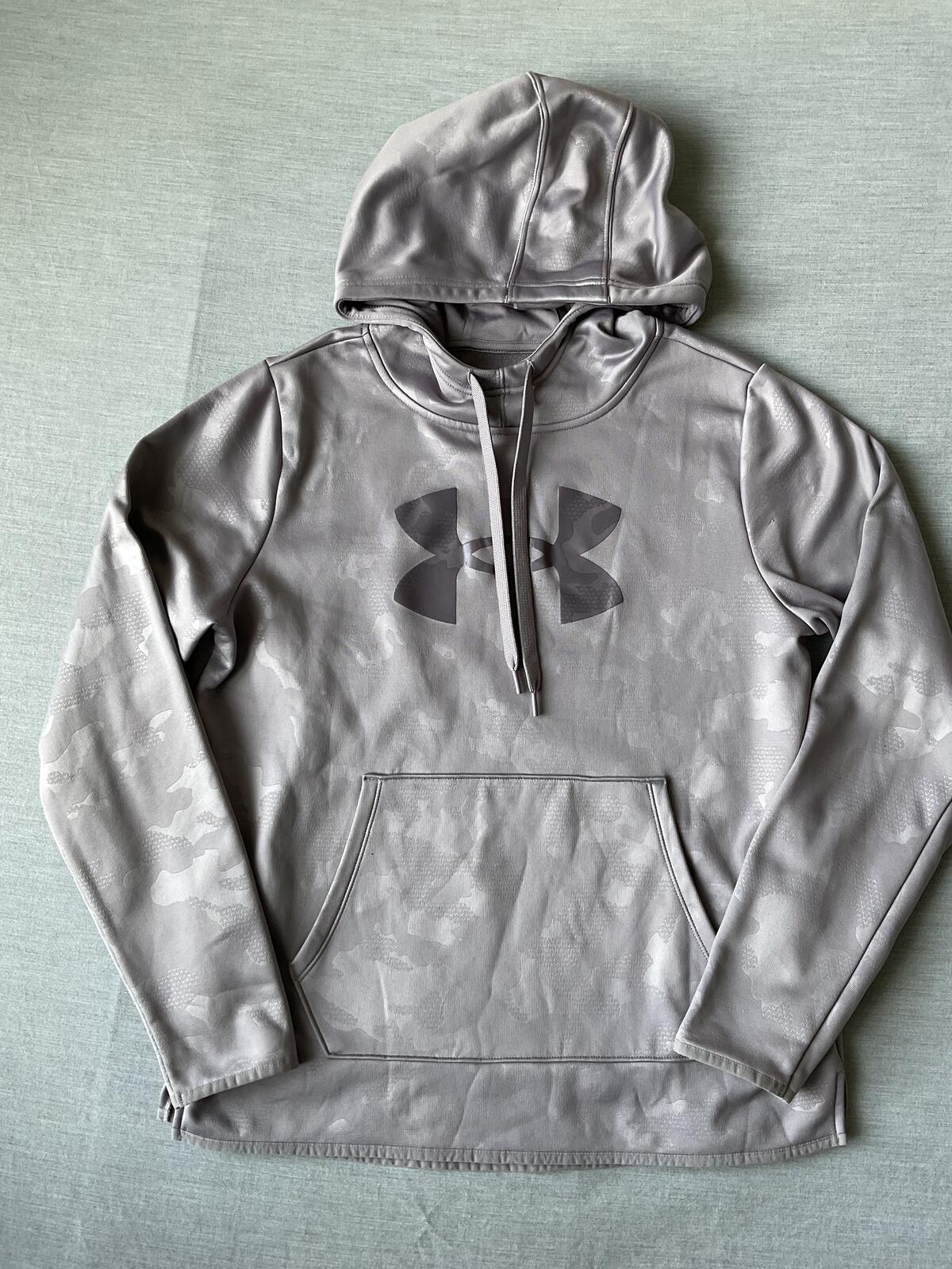 Under Amour Women's Loose Fit Long Sleeve Pullover Hoodie. Large