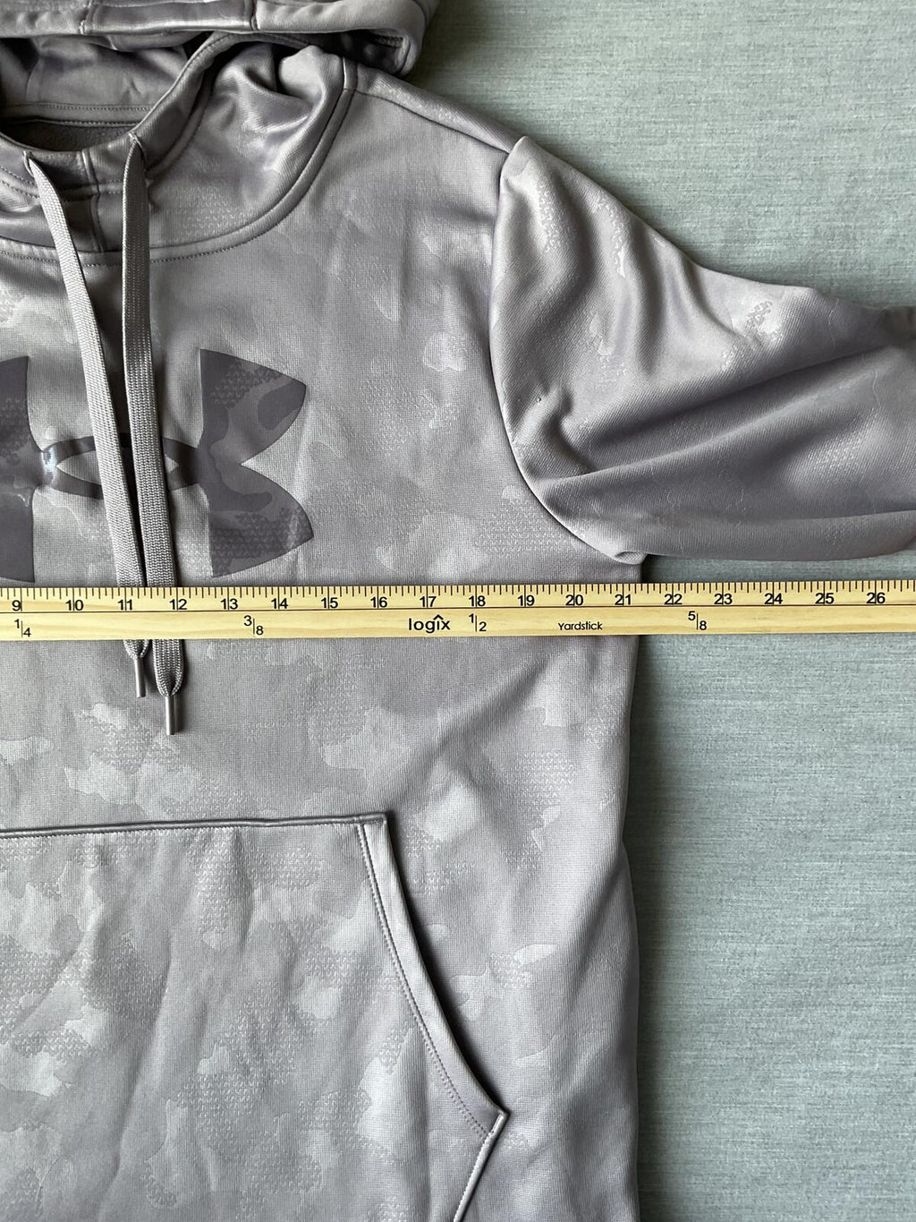 Under Amour Women's Loose Fit Long Sleeve Pullover Hoodie. Large