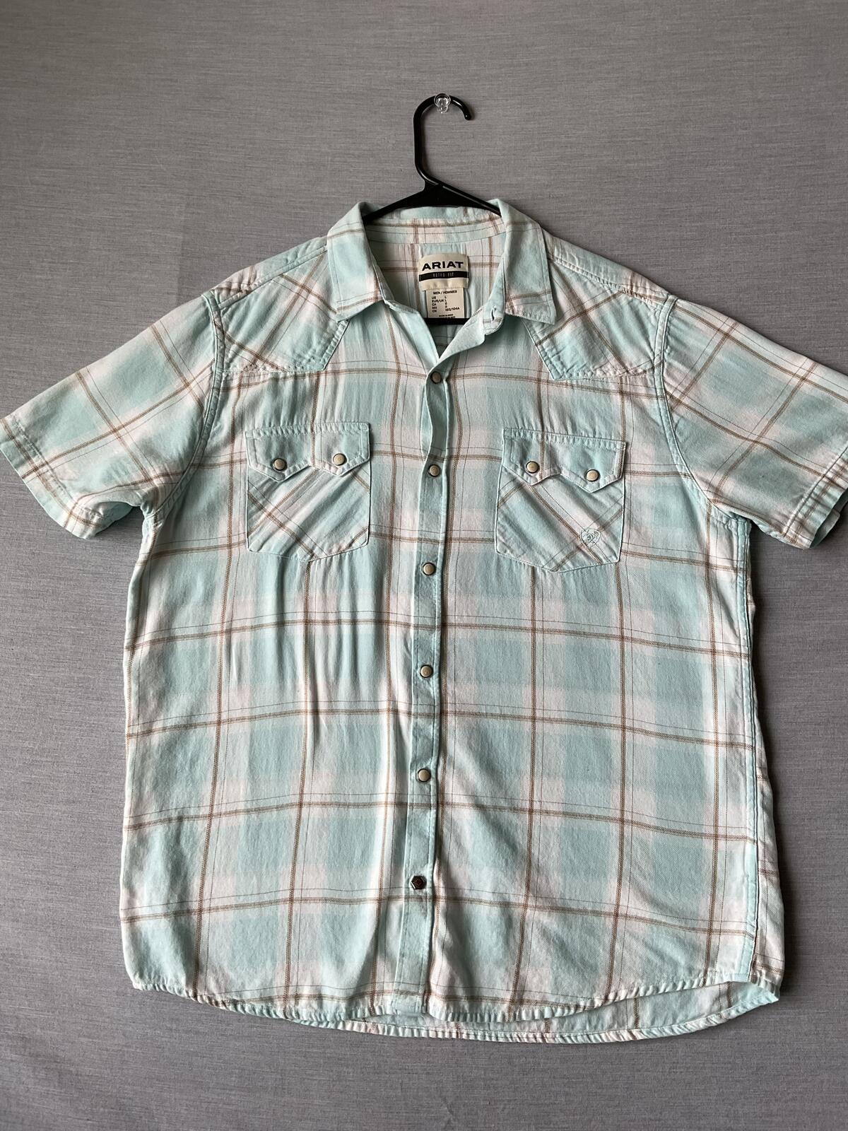 Ariat Men's Short Sleeve Button Up Plaid Shirt Large