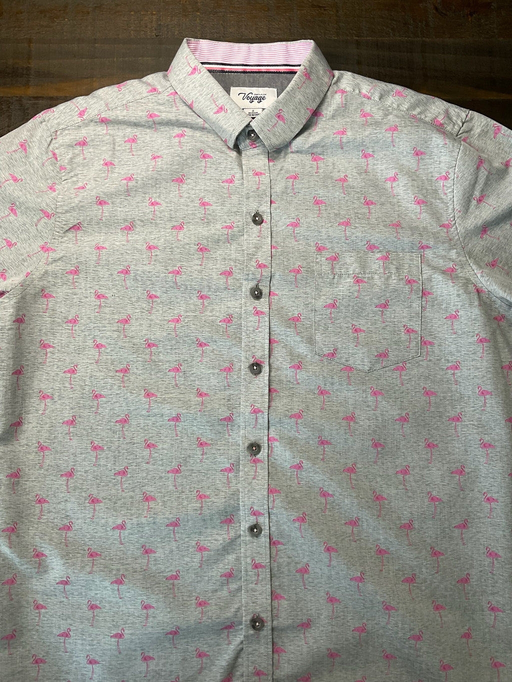 Voyage Men’s Short-Sleeve Tropical Flamingo Shirt - Gray & Pink (Size Medium)