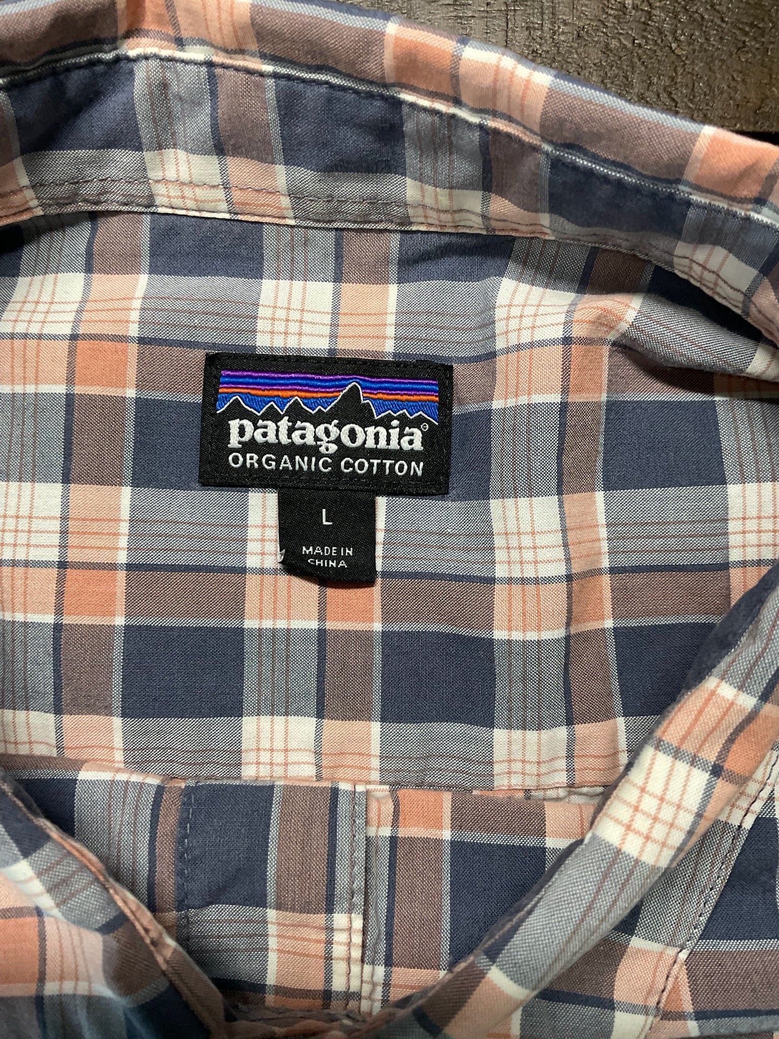 Patagonia Men’s Fezzman Short-Sleeve Plaid Button-Up - Orange & Gray.  Size L