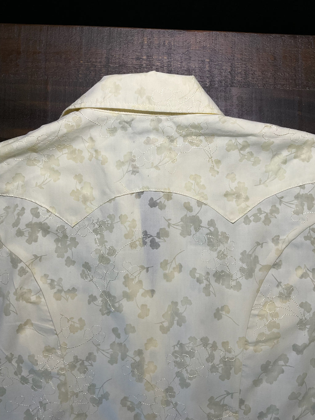 Roper Women's Pale Yellow Pearl Snap Short Sleeve Shirt - Size Large (NWOT)