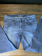 Calvin Klein Women's Slim Boyfriend Jeans Dark Wash Size 10  