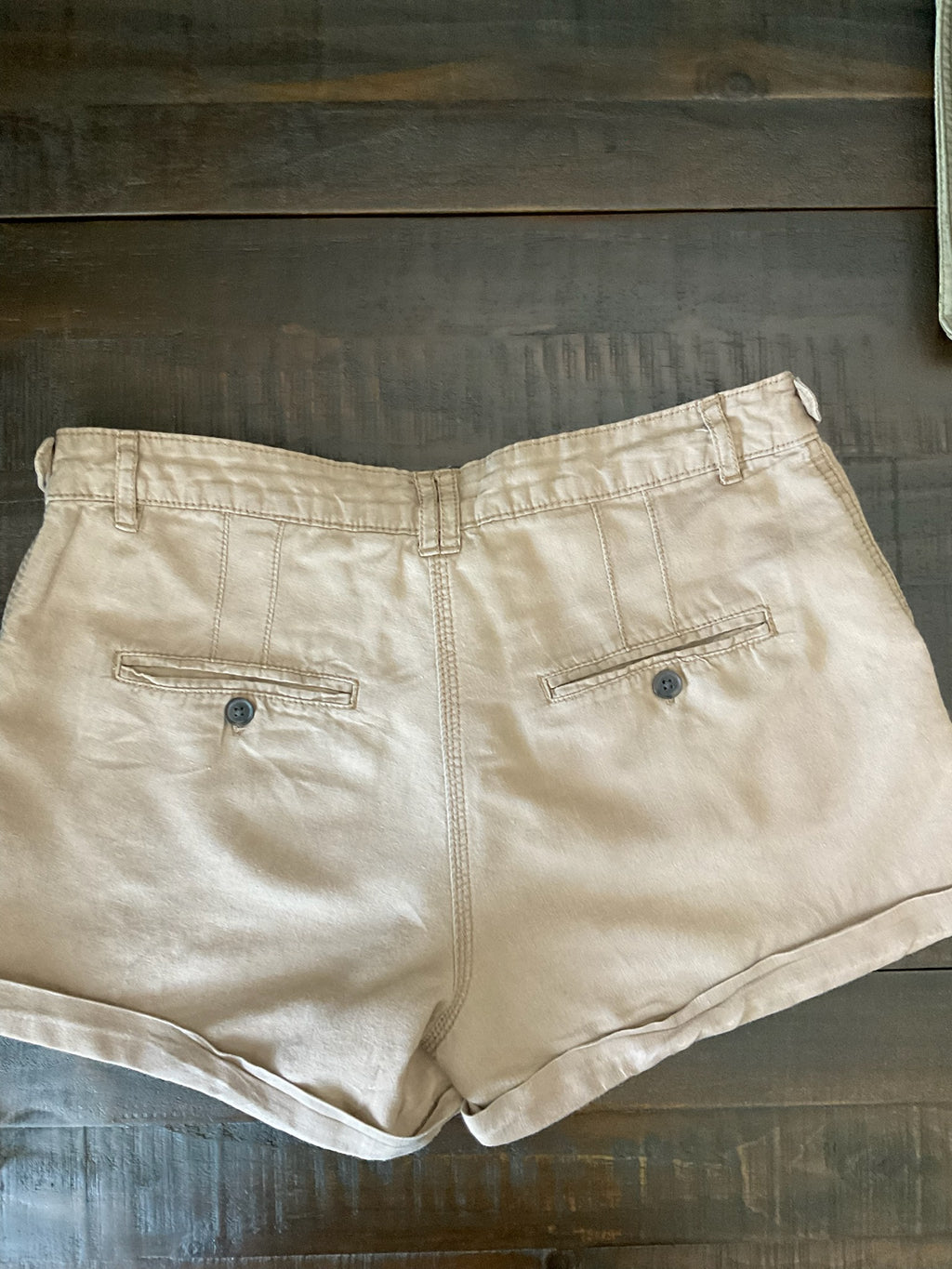 H&M Women's Linen-Blend Shorts – Classic Brown (Size 8)