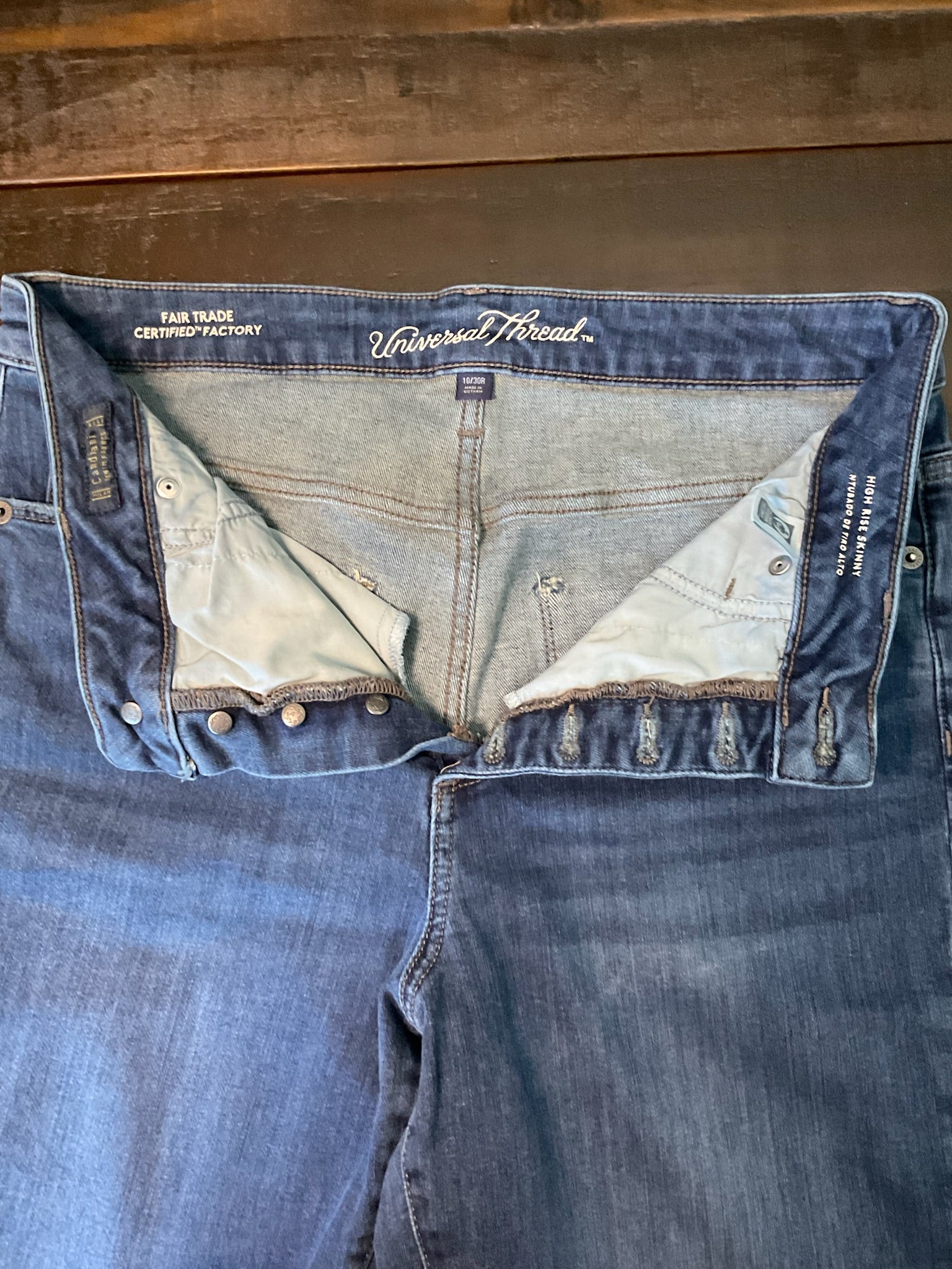 Universal Thread Women's High Rise Skinny Jeans Size 10 30R Dark Wash Denim Blue