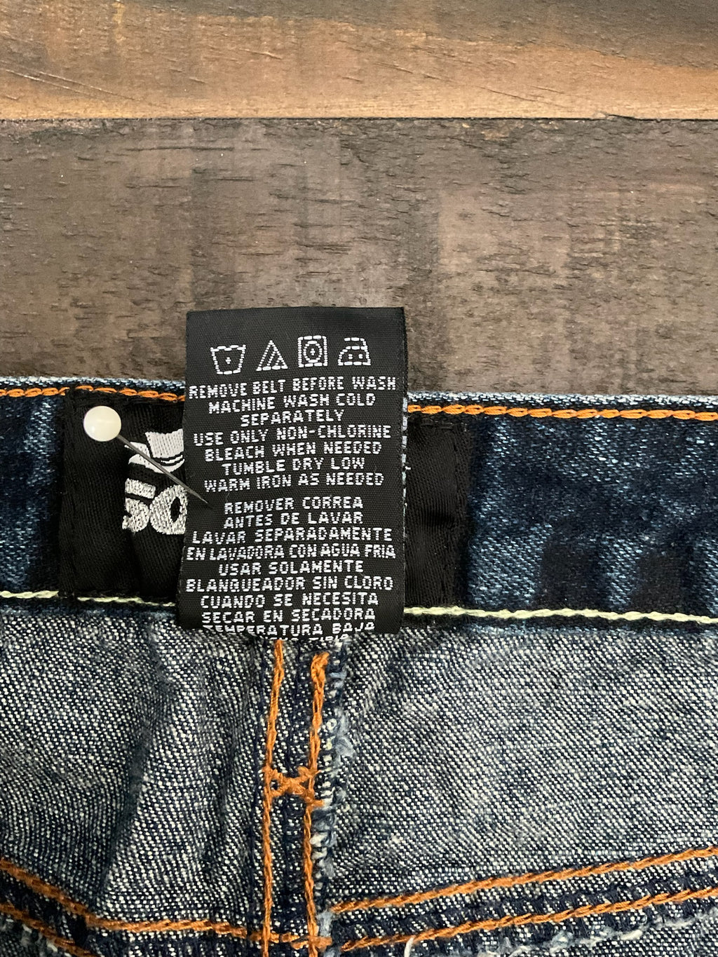 Vintage Squeeze Denim Dark Wash Mini Skirt. Size 1