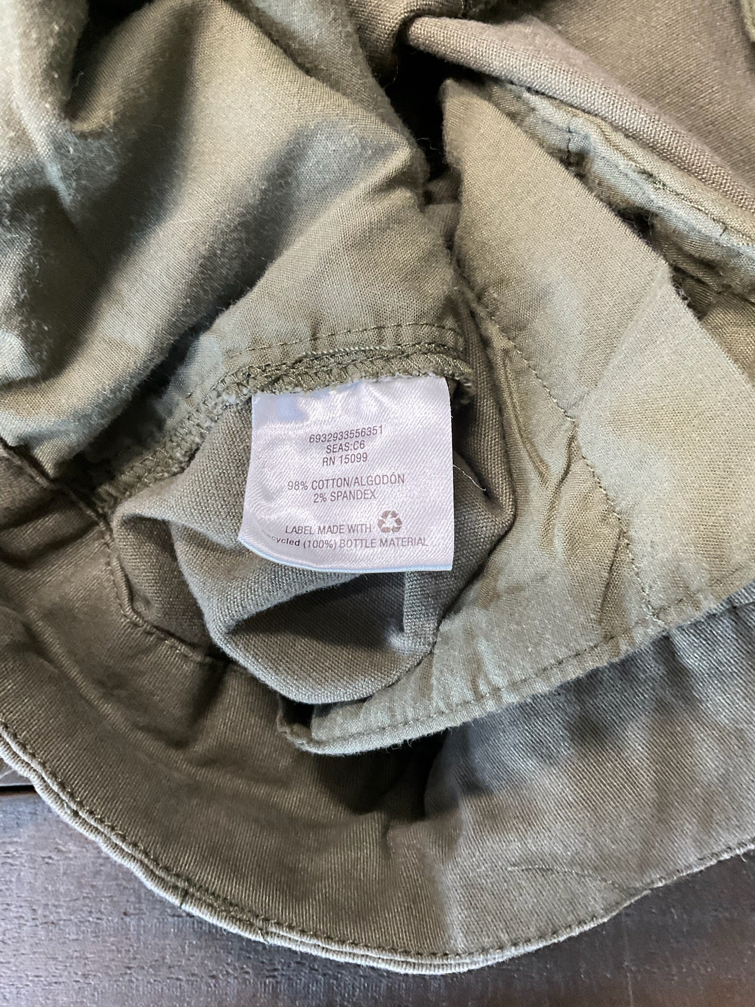Simply Styled Women's Casual Shorts - Olive Green.  Size 6