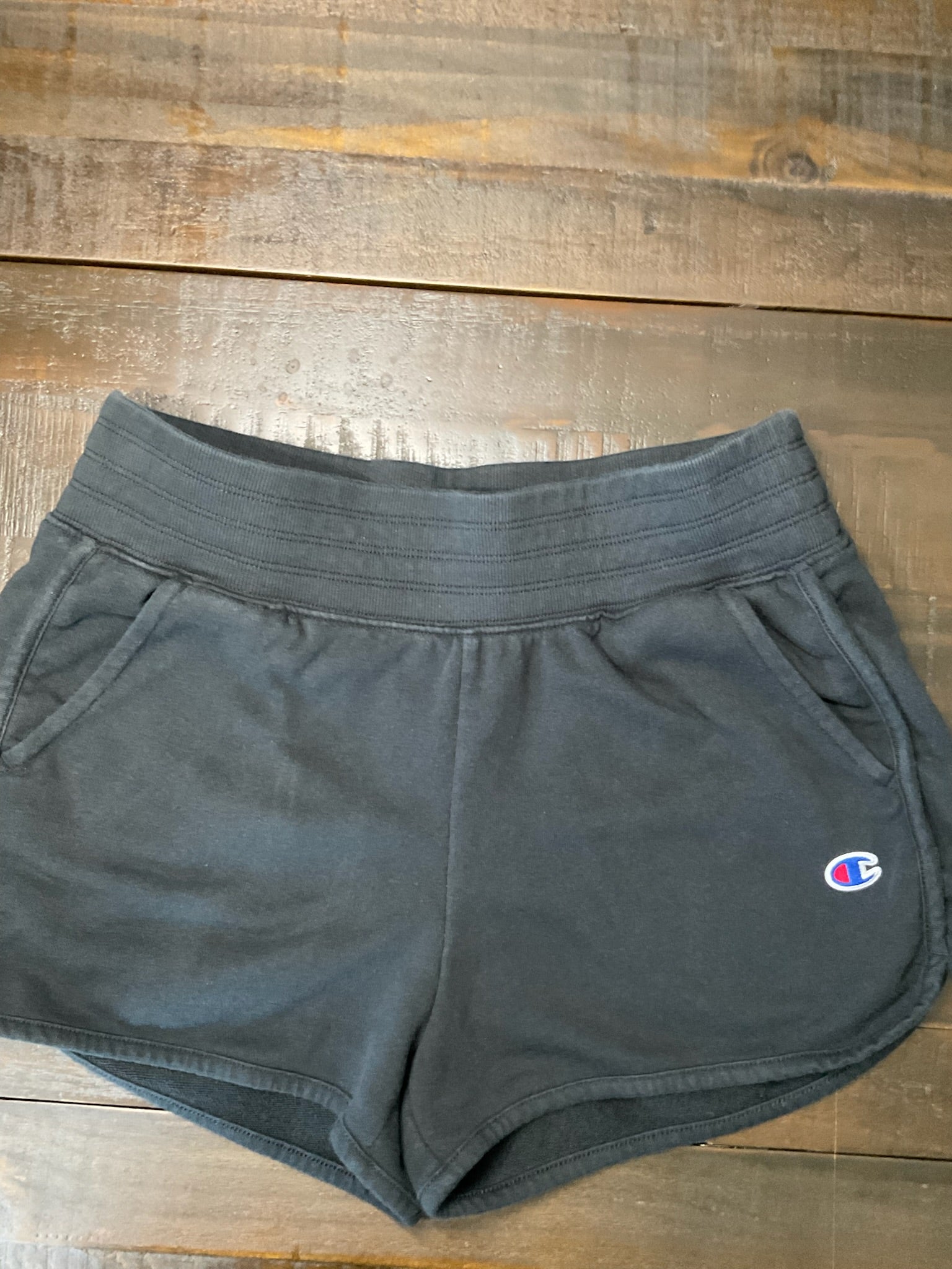 Champion Women's Campus French Terry Lounge Shorts - Black.  Size Medium