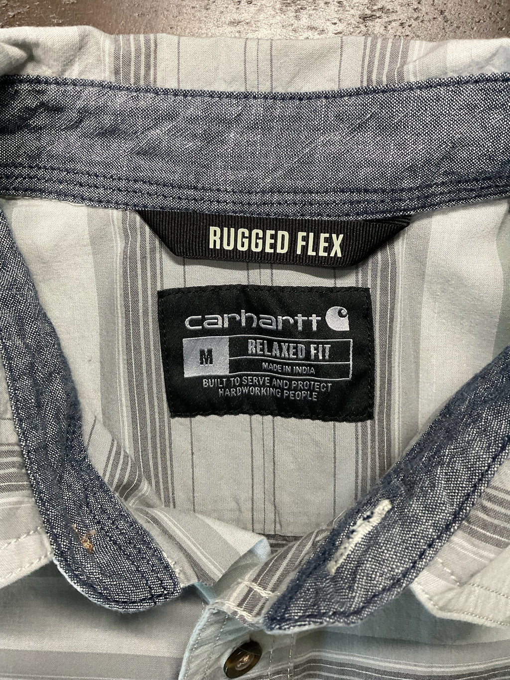 Carhartt Men’s Rugged Flex Relax Fit Lightweight Plaid Shirt - Gray. Medium)