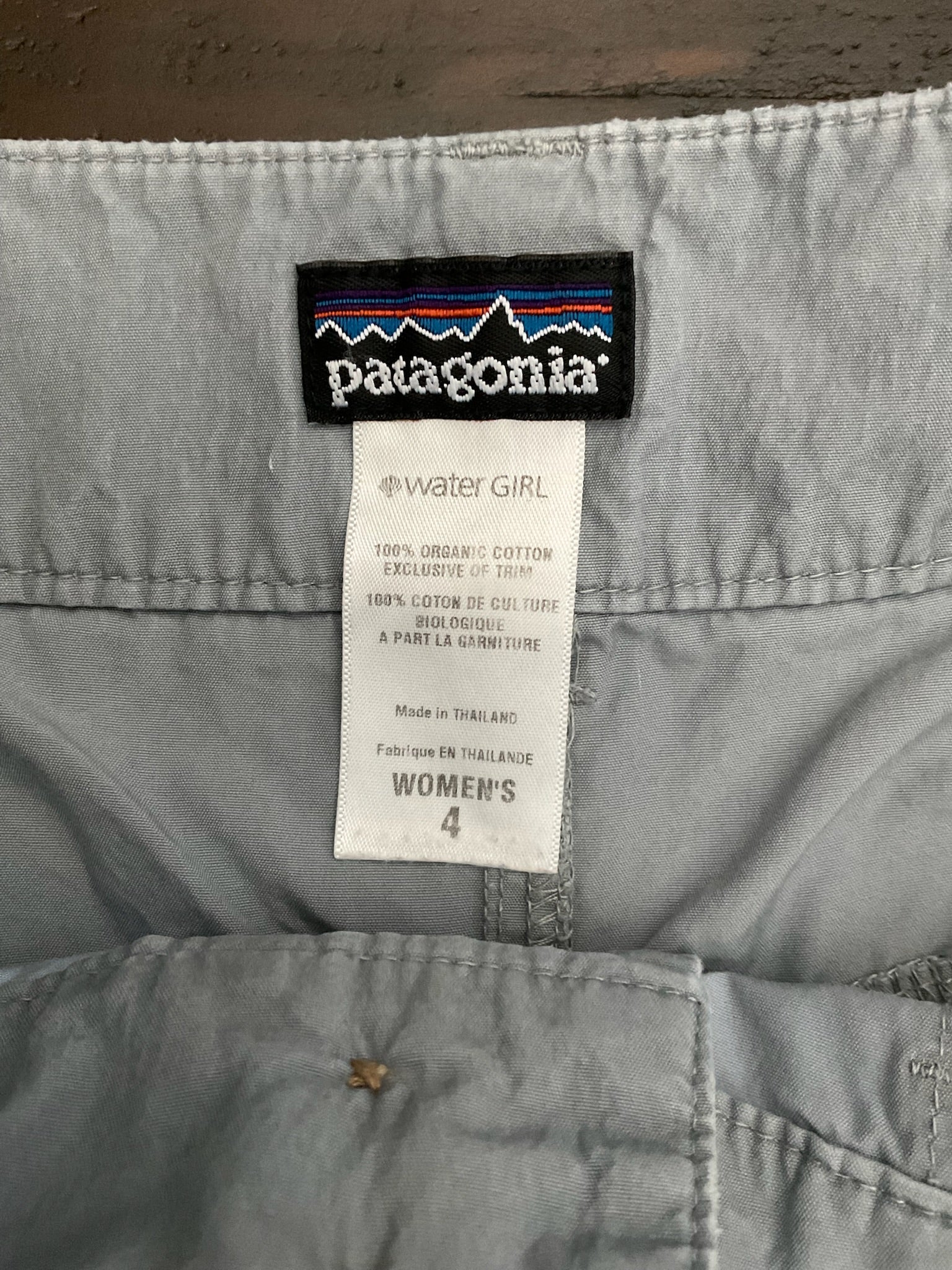 Vintage Patagonia Water Girl Utility Shorts - Size 4
