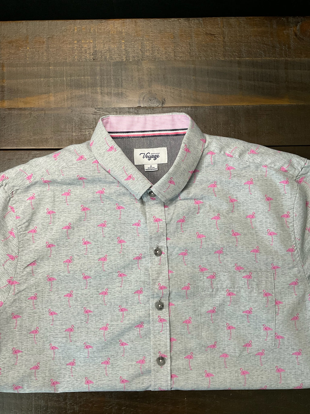 Voyage Men’s Short-Sleeve Tropical Flamingo Shirt - Gray & Pink (Size Medium)