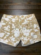 Old Navy Women's Everyday Shorts Size 6   - Tan with Cream Flowers