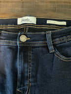 Angels Forever Young Women's Mid Rise Skinny Jeans - Dark Wash - Size 10 (NWOT)