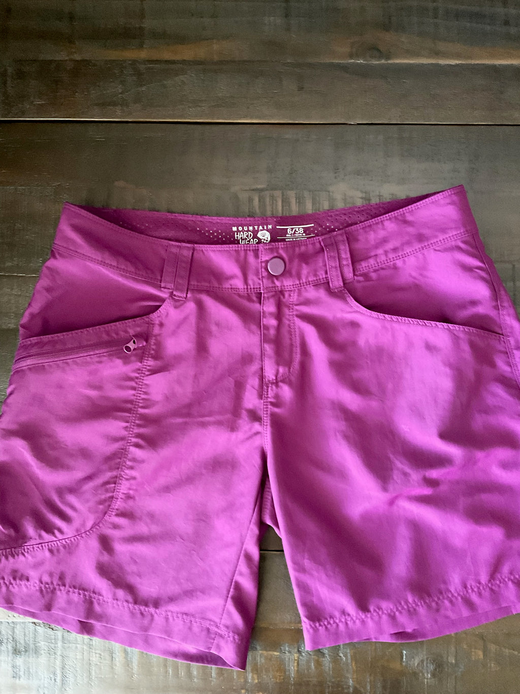 Mountain Hardwear Women's Dynama Hiking Shorts - Purple / Size 6