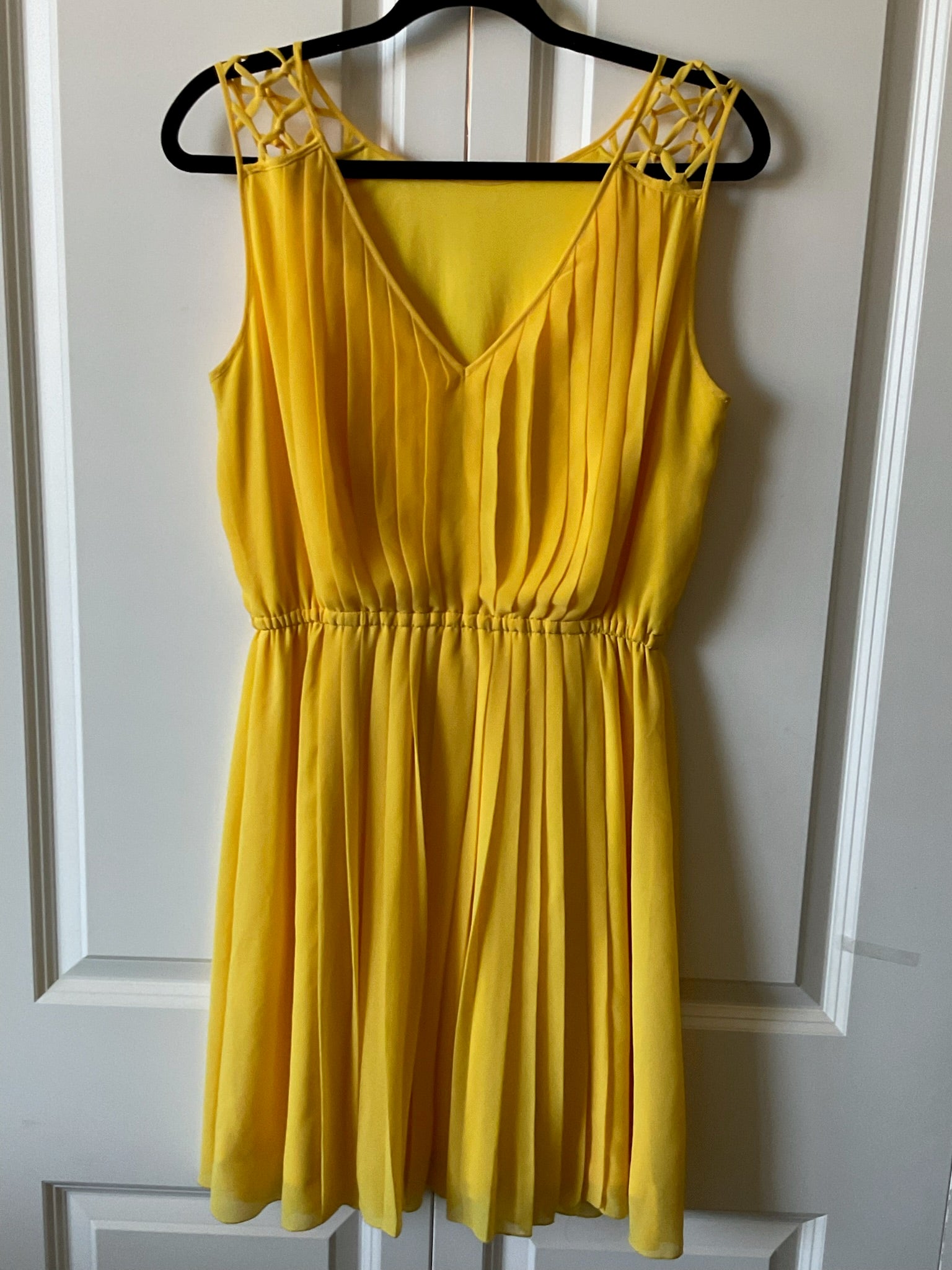 Jessica Simpson Yellow Party  Dress Size 10  