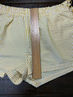 No Boundaries Women's Yellow & White Striped Seersucker Bungee Shorts – Size Large (12/14)