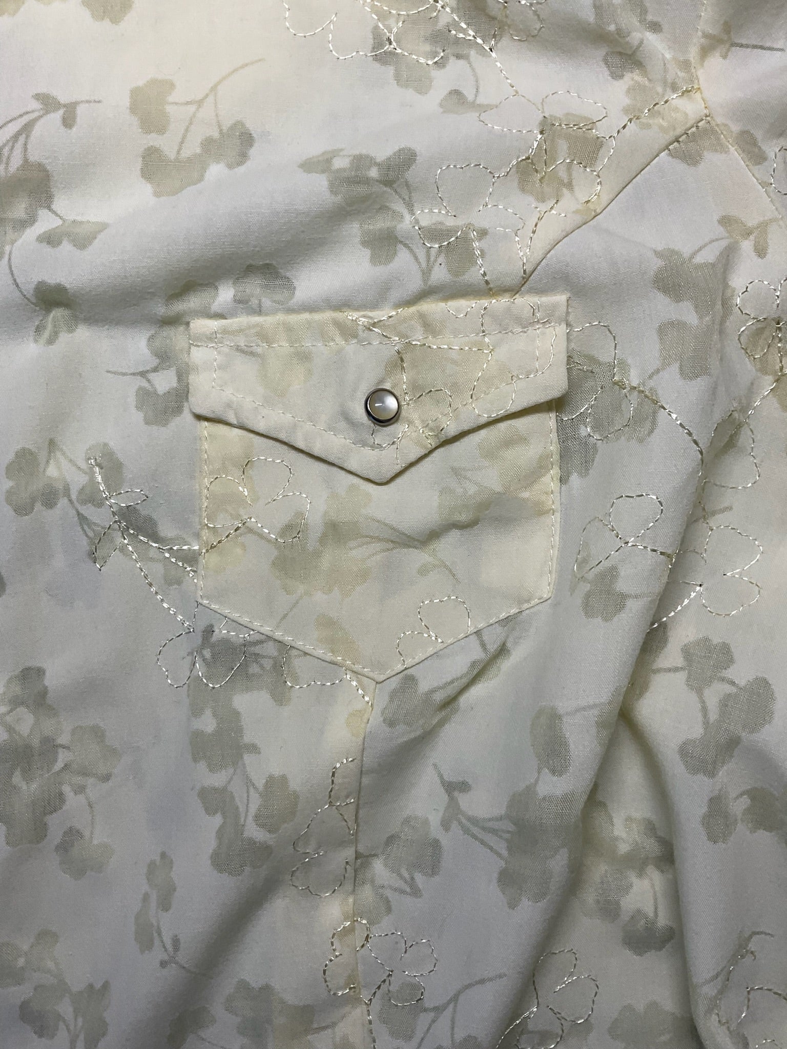 Roper Women's Pale Yellow Pearl Snap Short Sleeve Shirt - Size Large (NWOT)