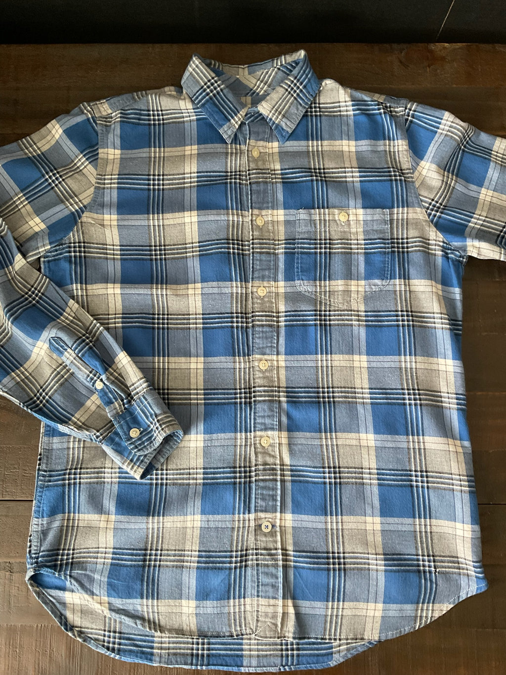 Gap Men's Lived-In Plaid Pearl Snap Button Up Shirt. Size M 