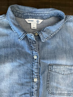 Old Navy Women's Classic Denim Long Sleeve Shirt - Light Blue, Size Large