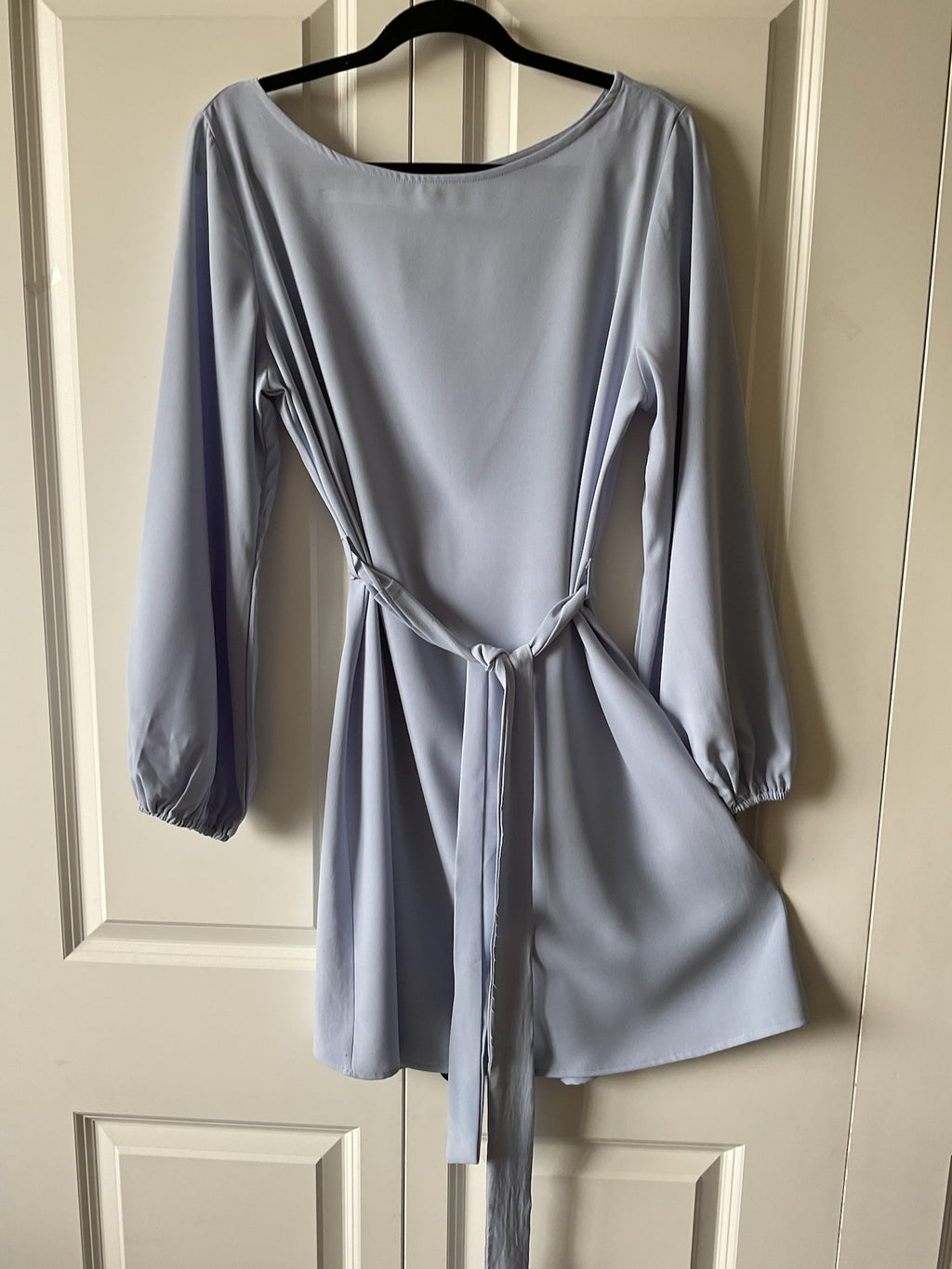 Shein Women's Soft Blue Belted Dress. Size Large 