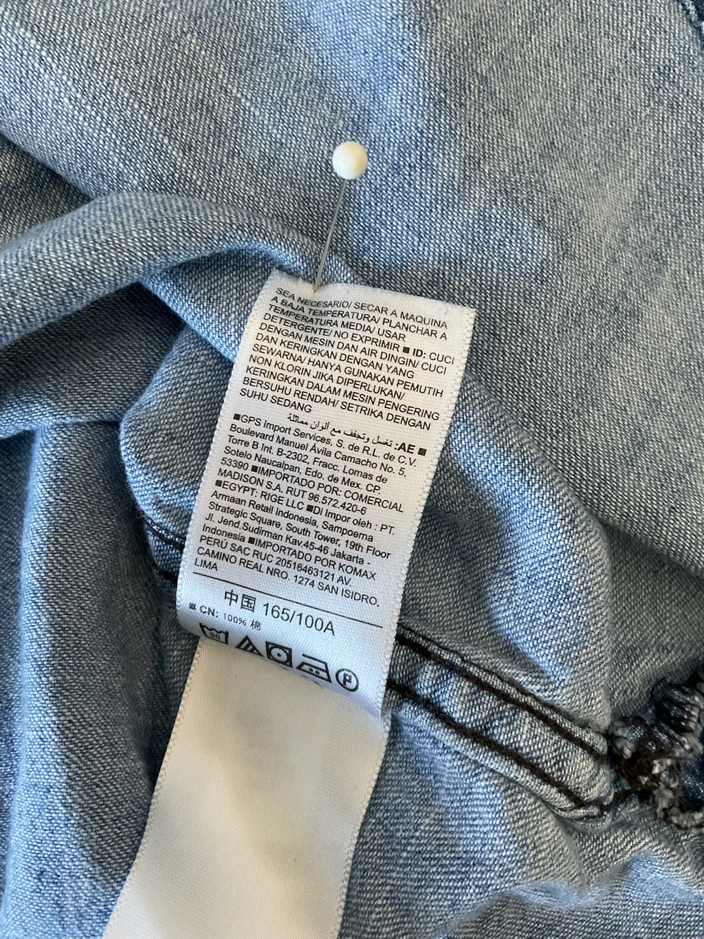 Old Navy Women's Classic Denim Long Sleeve Shirt - Light Blue, Size Large