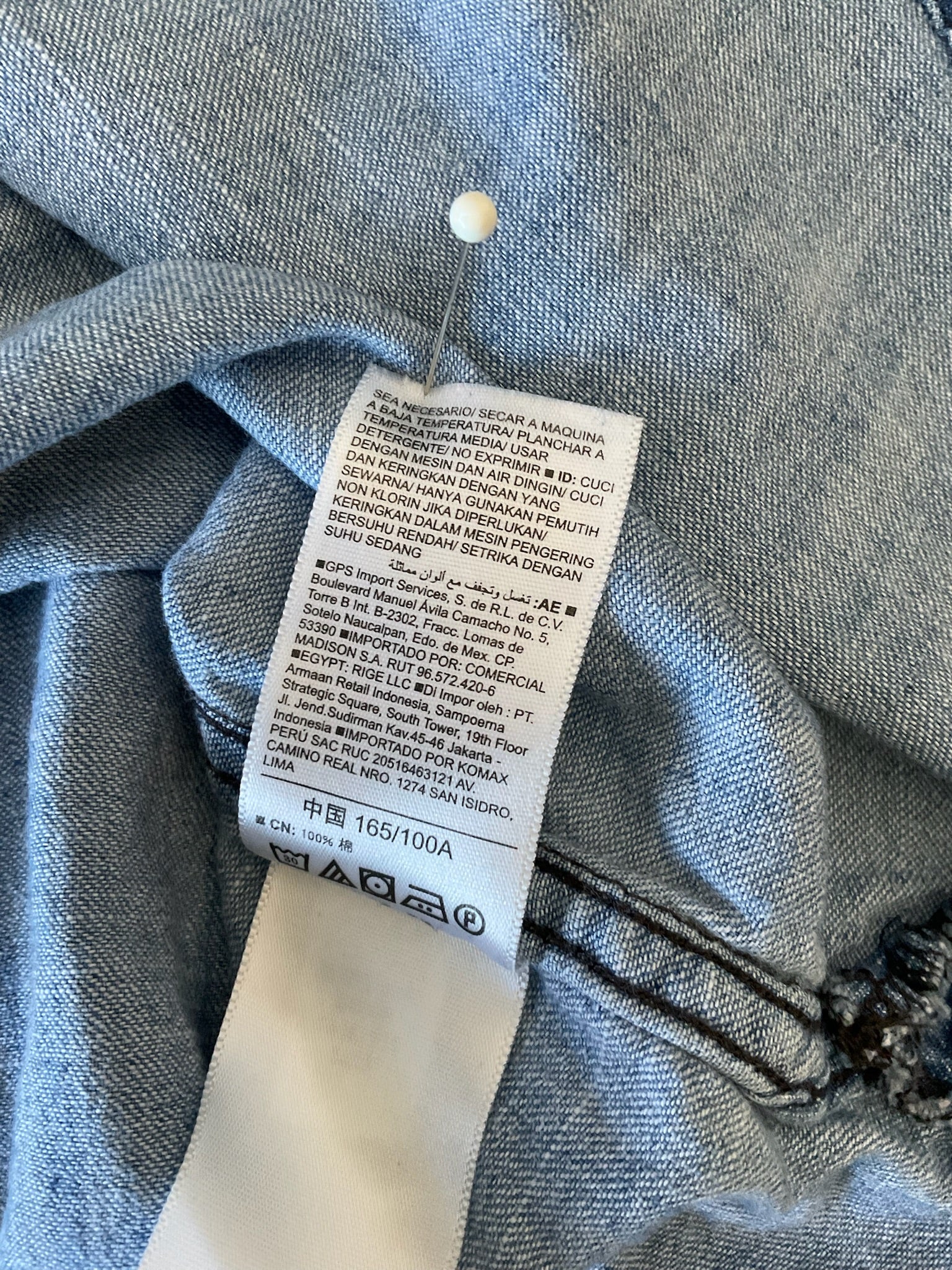 Old Navy Women's Classic Denim Long Sleeve Shirt - Light Blue, Size Large