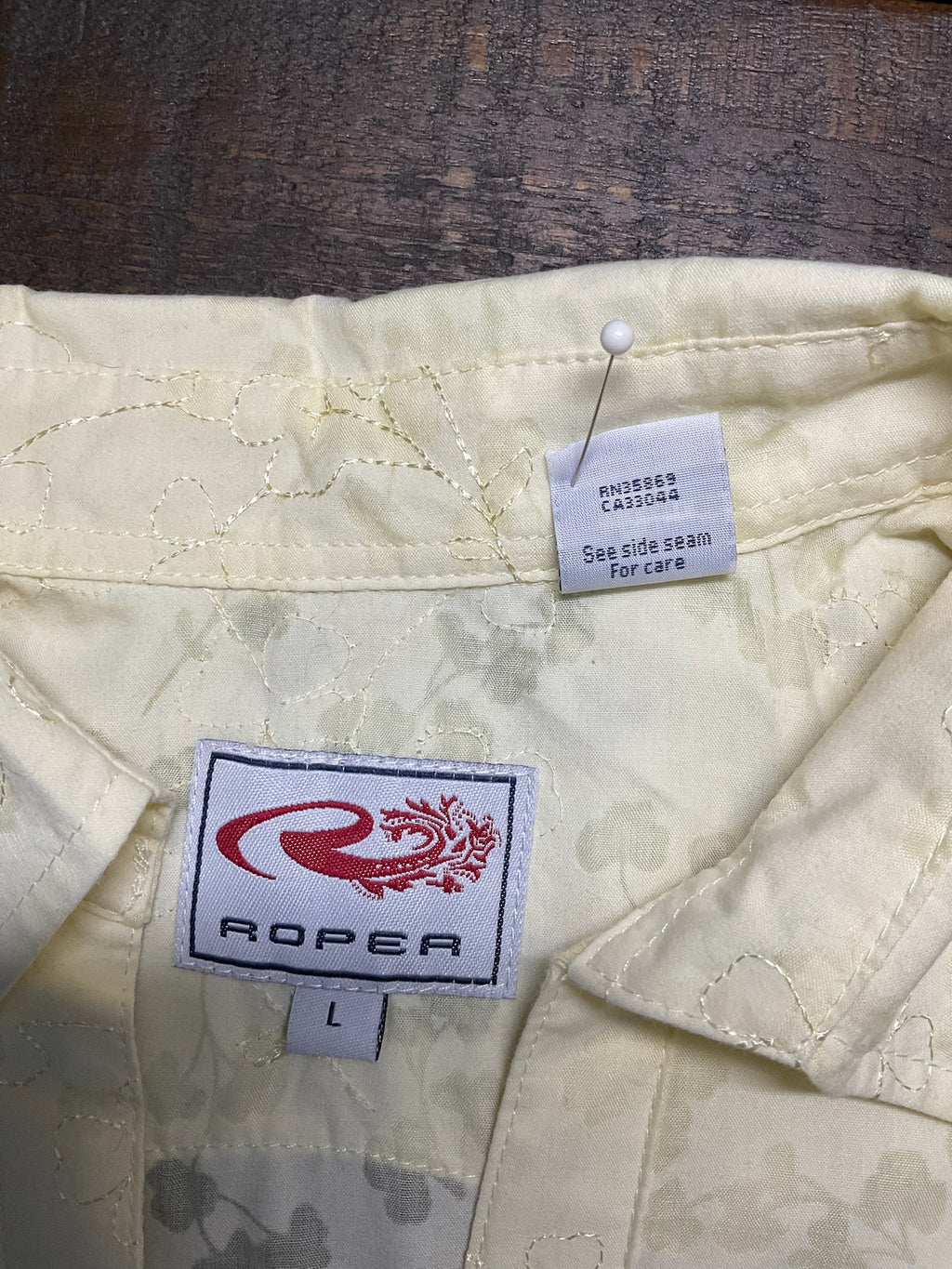 Roper Women's Pale Yellow Pearl Snap Short Sleeve Shirt - Size Large (NWOT)