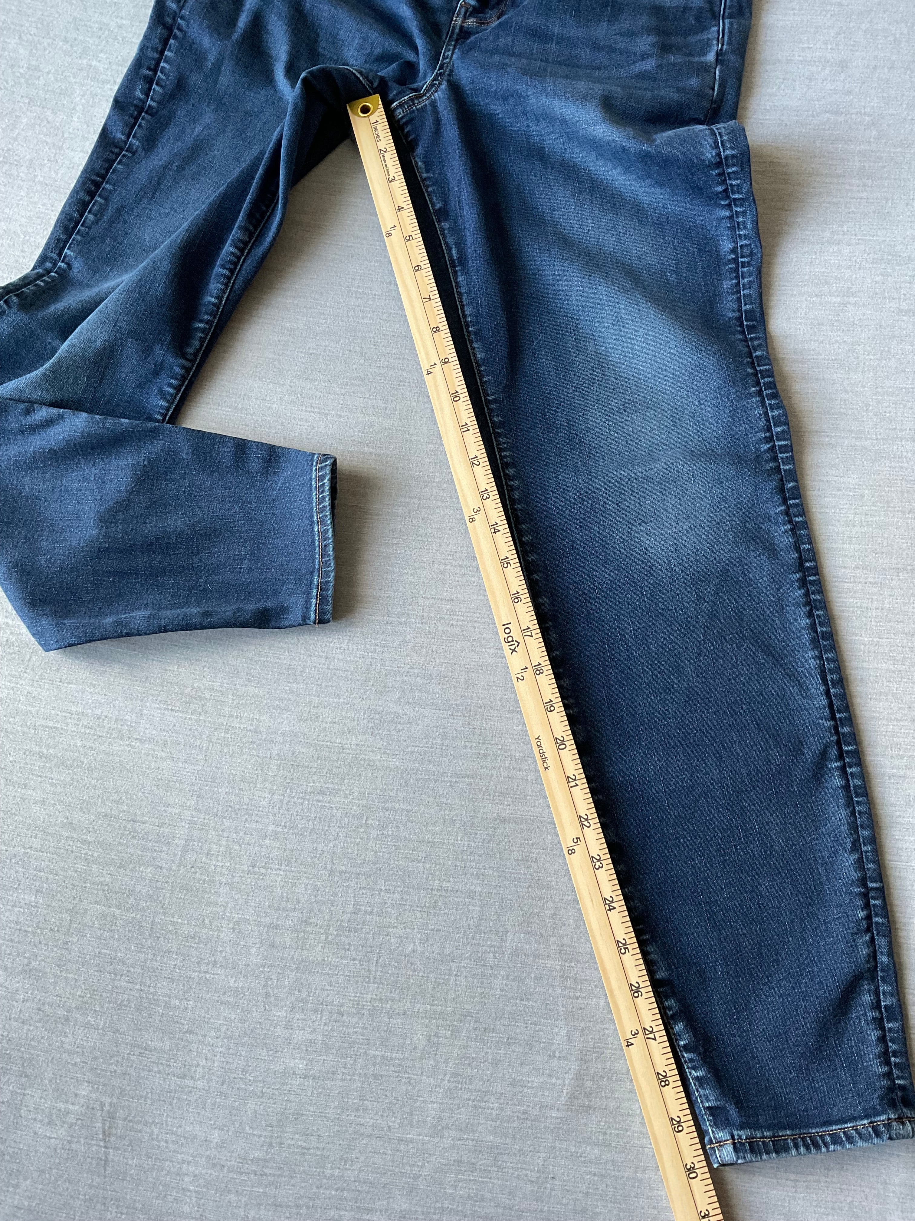 American Eagle Women's Jeans Curvy High Rise Jeggings