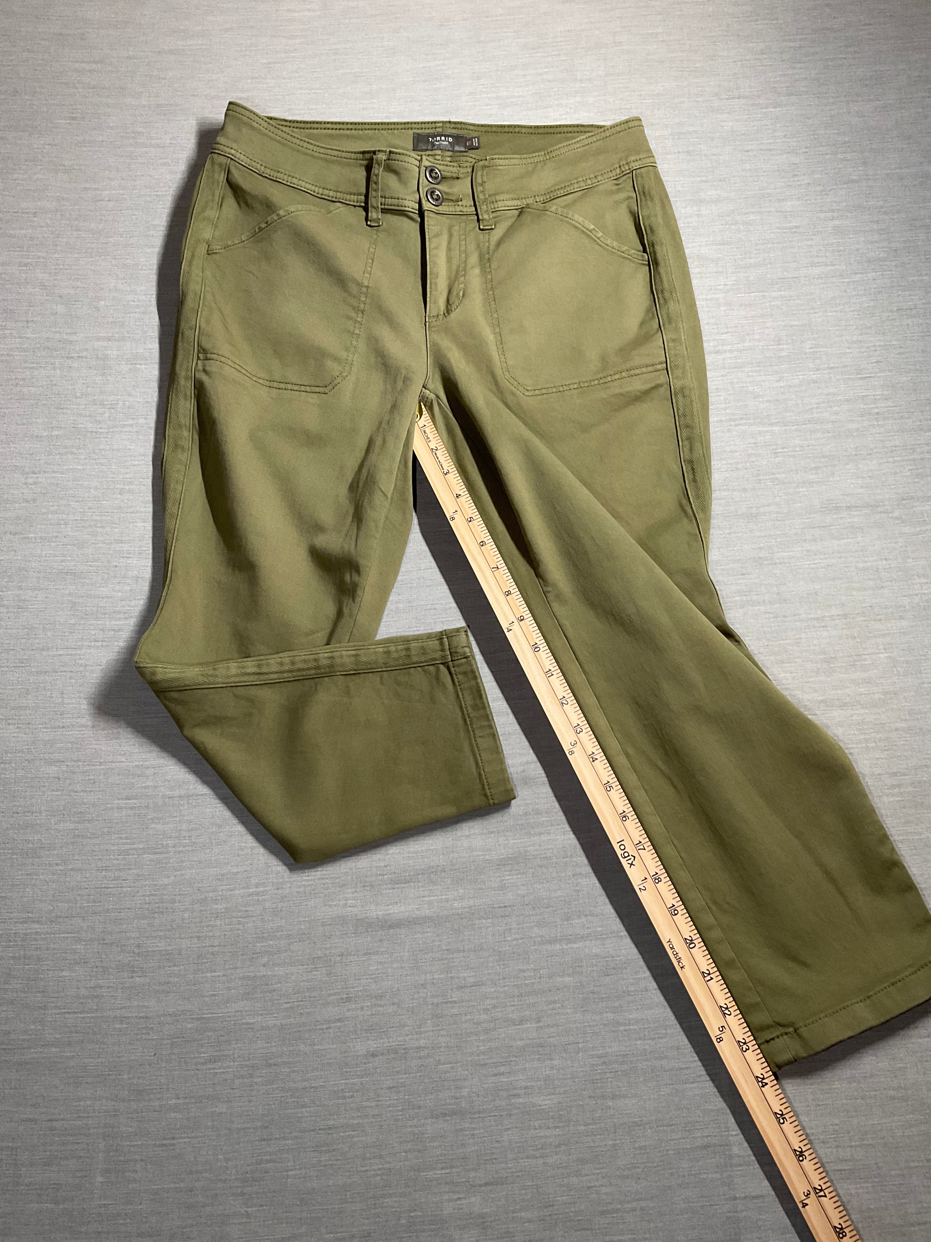 Torrid Women's Crop Mid Rise Ankle Olive Green Pants