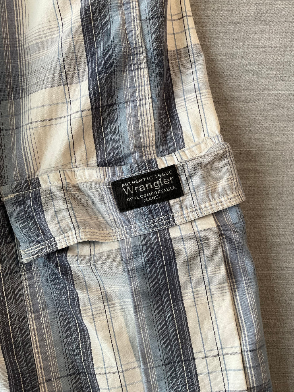 Wrangler Men's  White, Blue Black Plaid Shorts