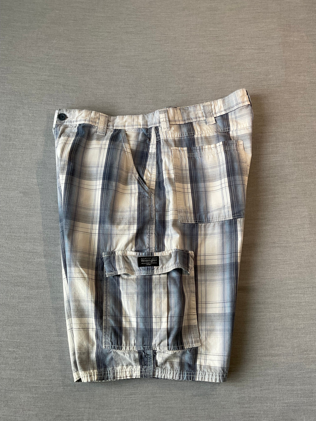 Wrangler Men's  White, Blue Black Plaid Shorts