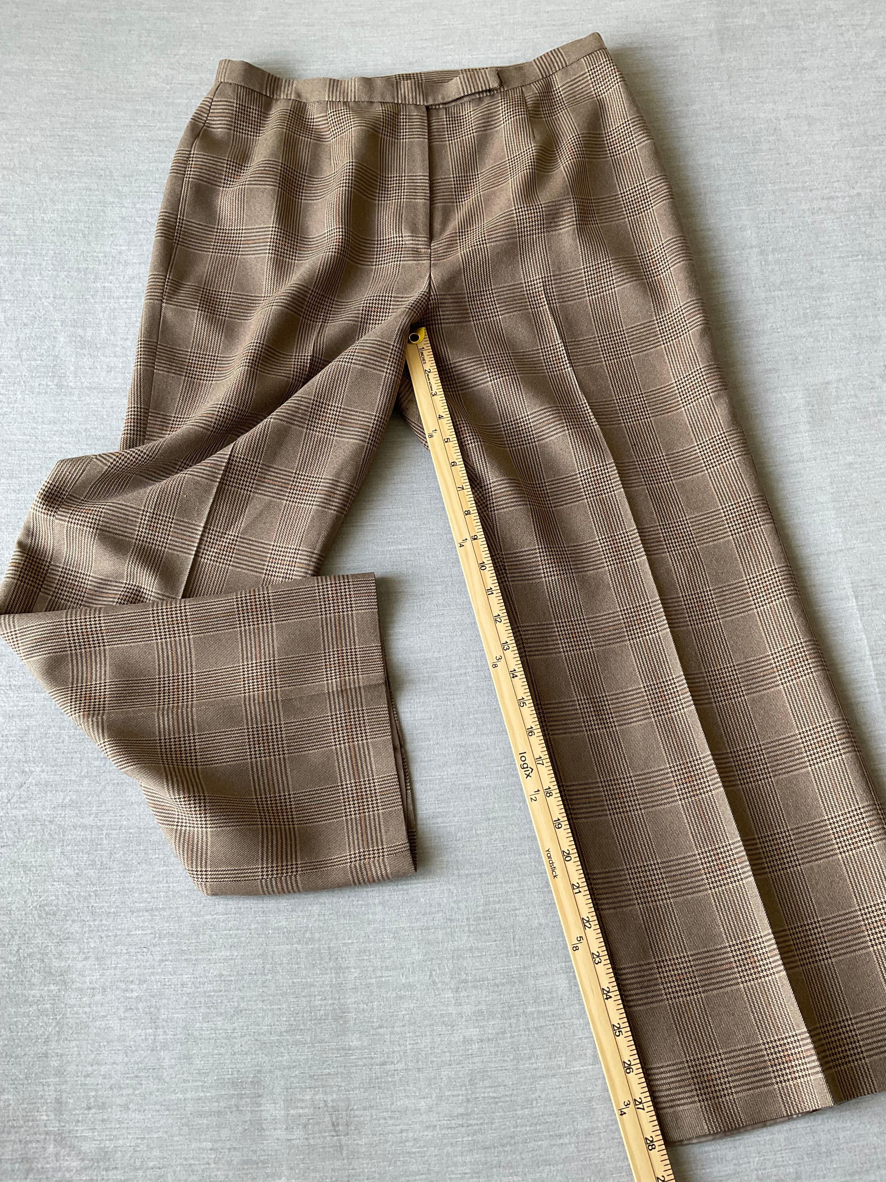 Le Suit Women's Petite Brown Tweed Plaid Trouser Pants. Size 12
